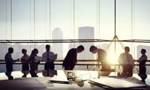 Japanese Workplace: Culture & Tips for Foreigners